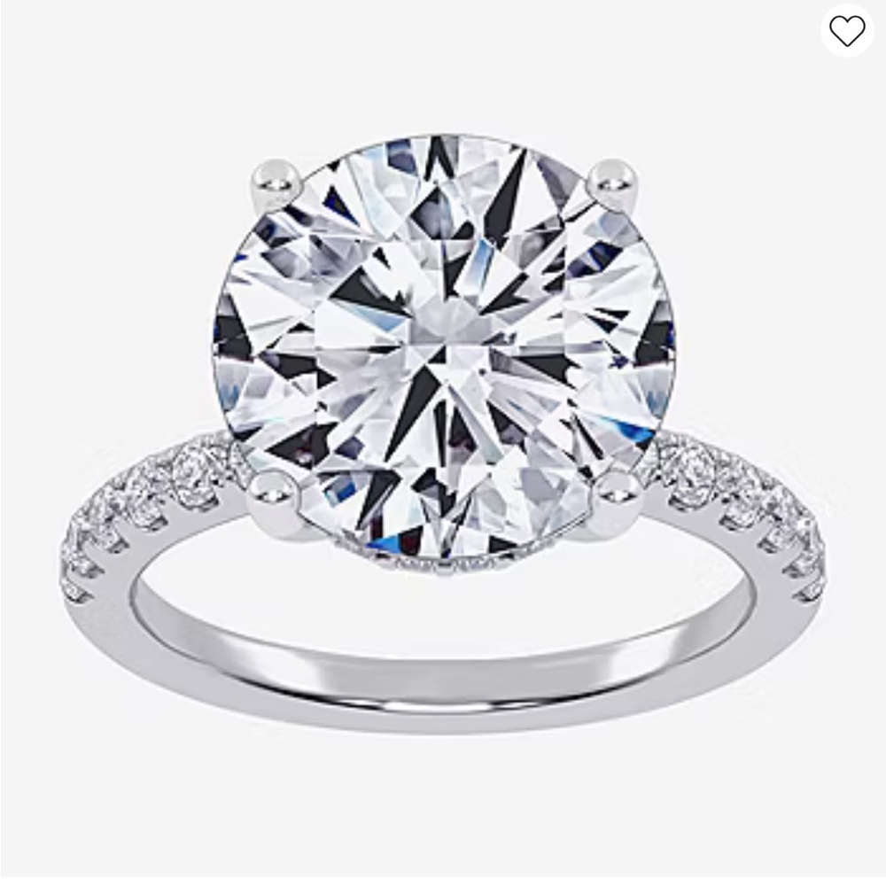 51/2 CT. T.W Lab Grown Diamond Ring